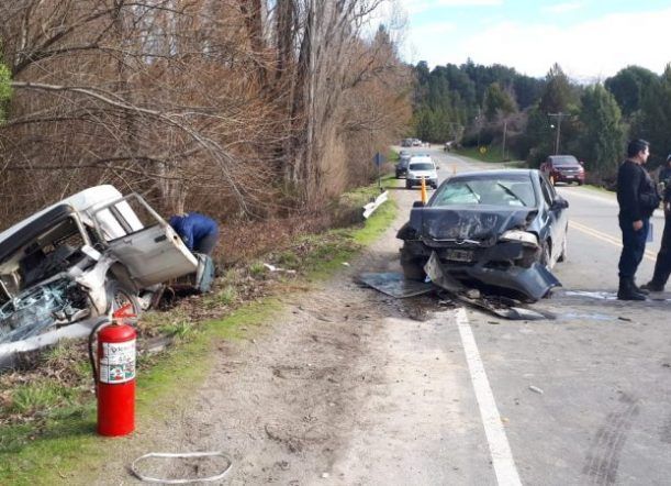 Grave choque frontal en Ruta 16