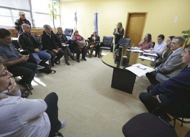 El gobierno anunciará cómo paga los aumentos