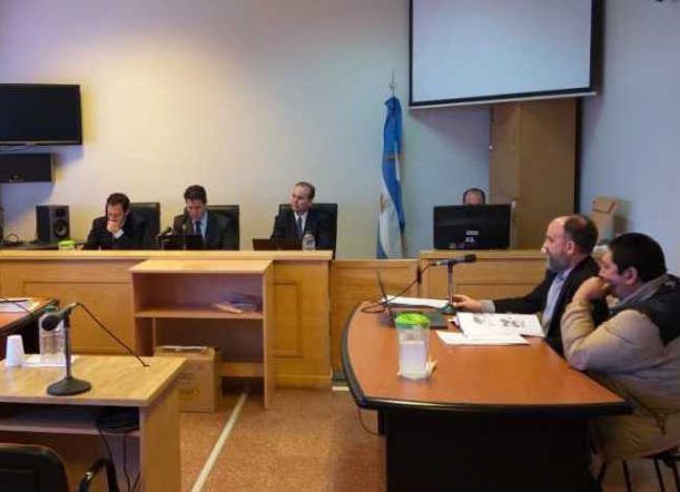 Jueces resolverán si es culpable de matar a su hermano