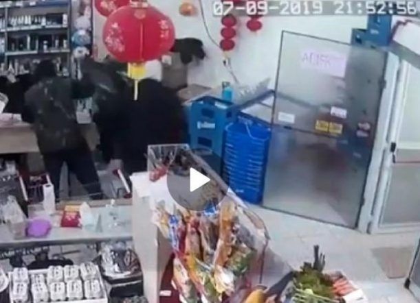Asalto al comercio chino: apareció la caja registradora sin dinero