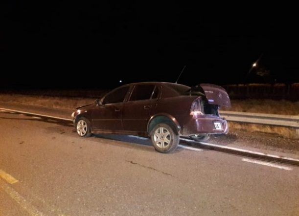Perdió el control del auto y terminó con lesiones importantes