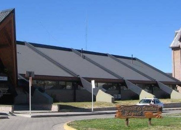 Fueron detenidos cuando retiraban una encomienda con cocaína