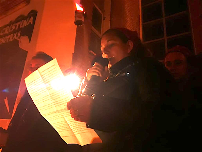 La Marcha de las Antorchas homenajeó a las docentes fallecidas