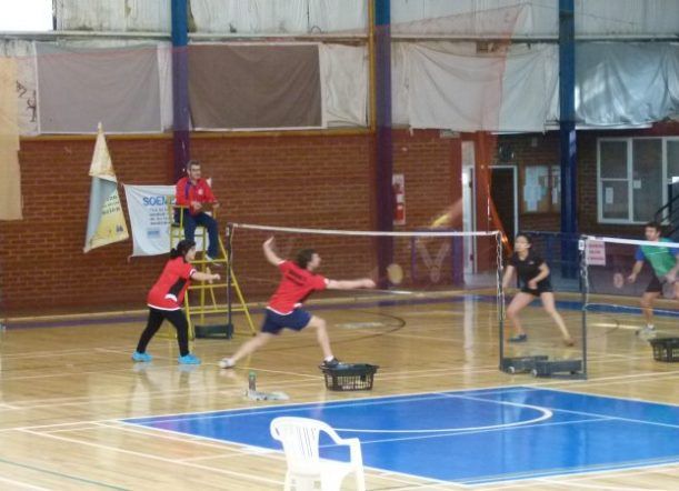 Se viene un regional de Bádminton en el Gimnasio Municipal