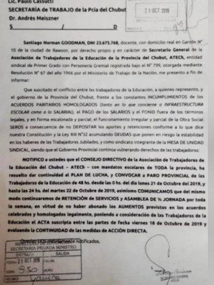 Docentes cambian paro por retención de servicios en las escuelas