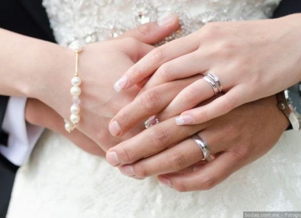 Casados y controlados: crearon anillos de compromiso con GPS