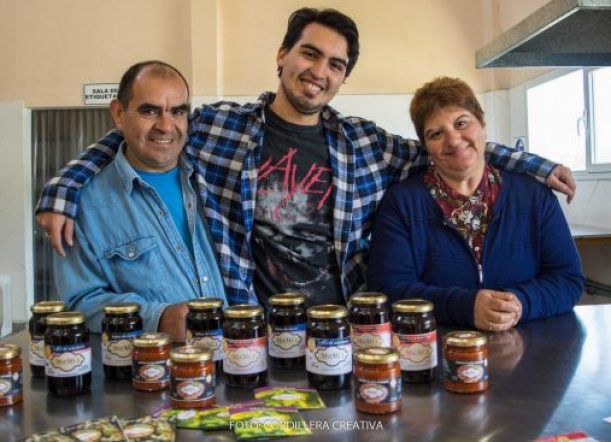 Momi’s suspende su producción por el incremento de los insumos