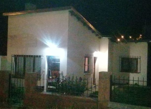 Esquel: Una mujer mayor fue maniatada en su casa