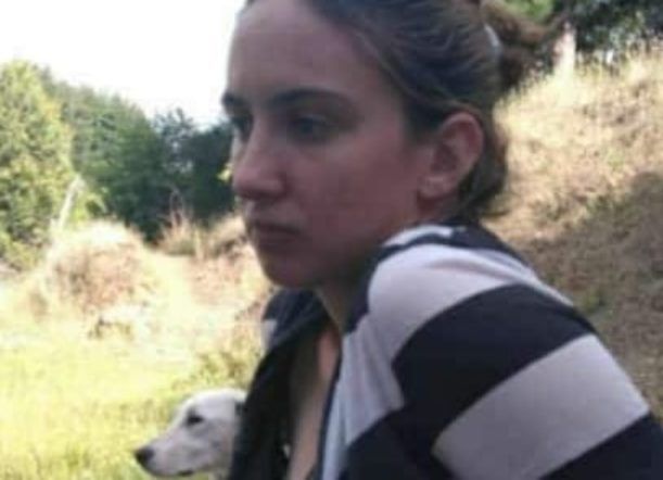 Urgente: Buscan a una joven de Corcovado