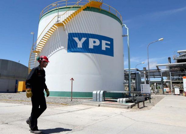YPF suspendió el aumento de combustibles