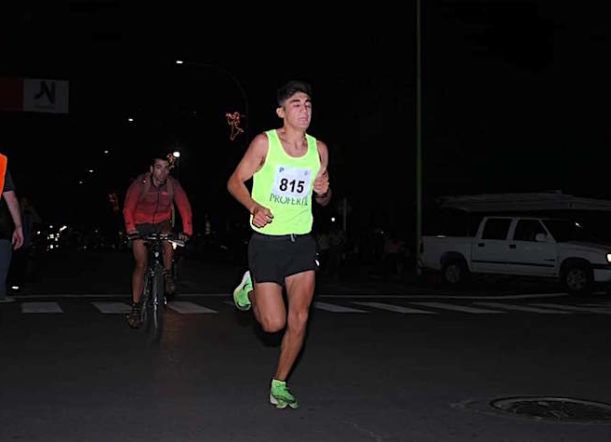 Atletismo: “Coco” Muñoz quedó segundo en Bahía Blanca