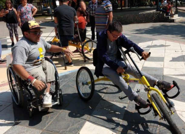 Sin límites: Correrán la Maratón al Paraíso con bicicletas adaptadas
