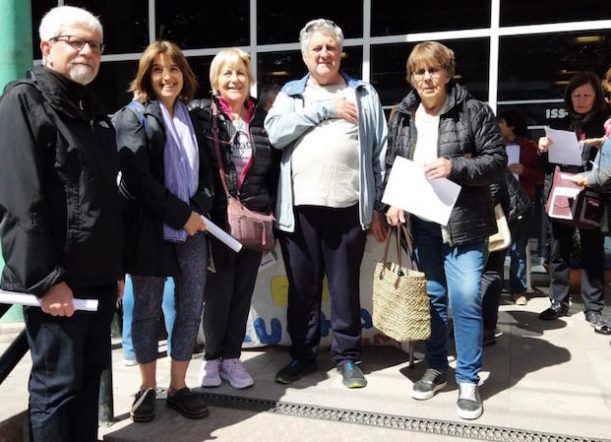 Intiman al Gobierno provincial a pagar salarios