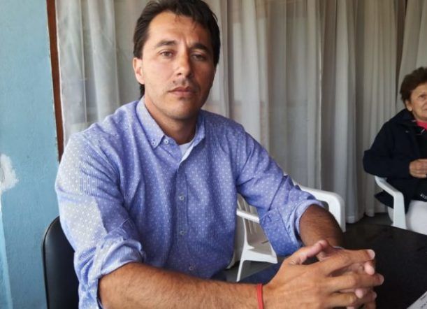 “Si no saldan la deuda no empiezan las clases”
