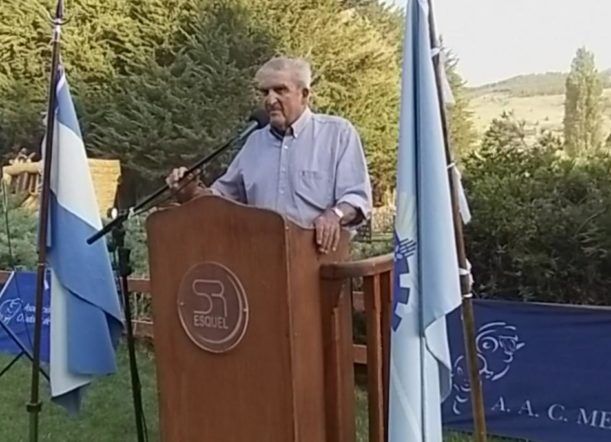 Emotivo homenaje a Roy Roberts en la Rural
