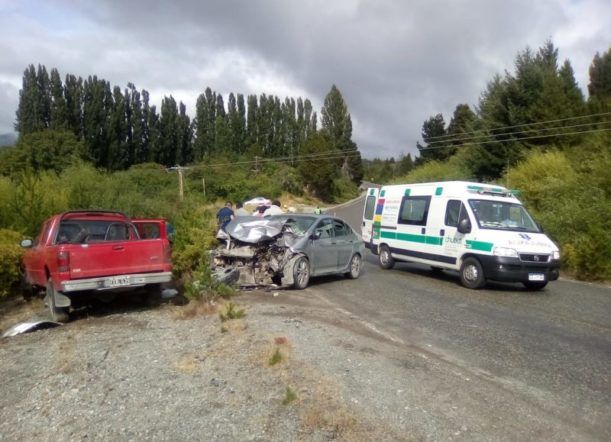 Epuyén: Cinco lesionados en grave choque