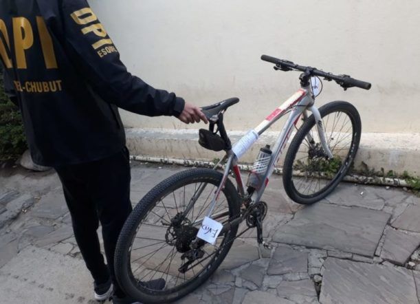 Recuperan elementos robados del local de respuestos
