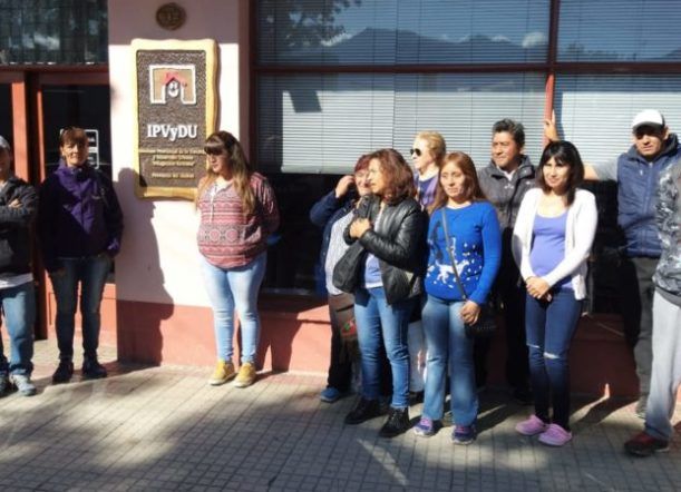 Vecinos del Badén 2 exigen la conexión de gas