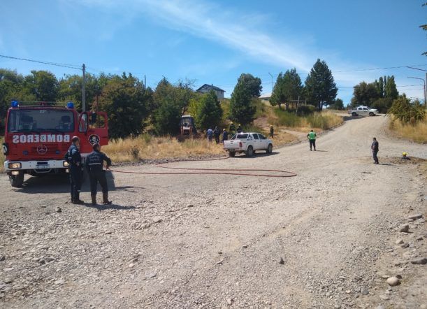Trevelin: La rotura de un caño de gas generó alerta