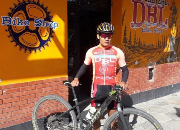 Eduardo Condorí de Jujuy en la fiesta de Esquel 360º