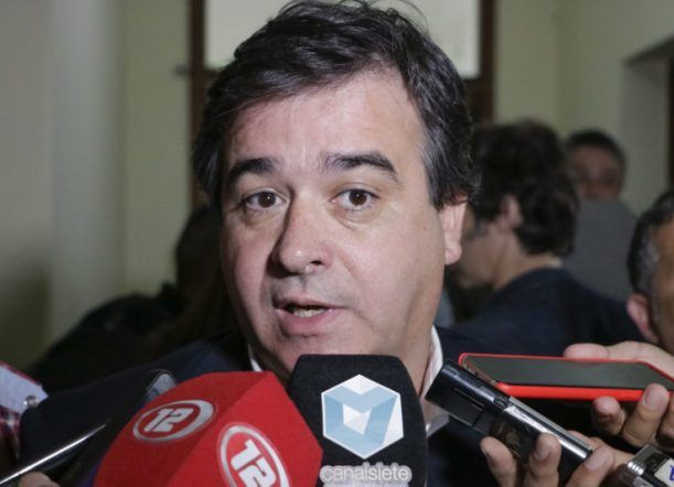 Provincia deposita hoy 2º rango y cláusula gatillo a docentes