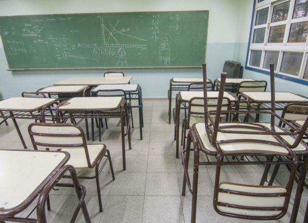 El ciclo lectivo comienza con paro y hay movilización