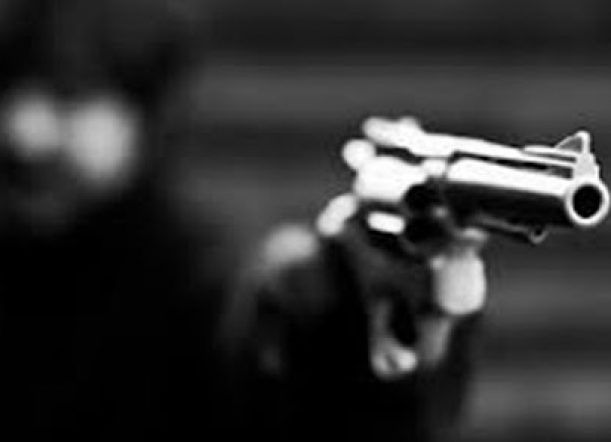 Amenazó con un revólver a un individuo y fue detenido