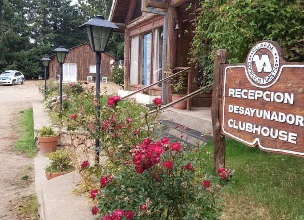 Esquel: Extranjeros cumplen cuarentena en complejos turísticos