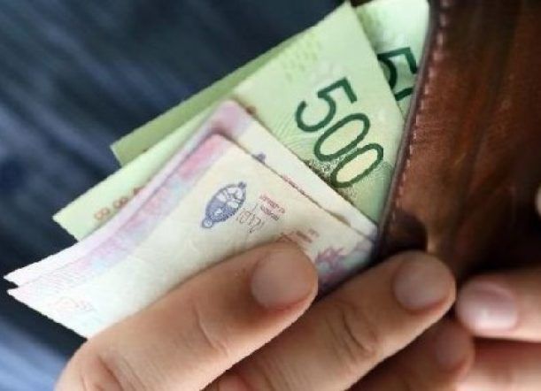 Chubut: depositaron los sueldos del rango 1 de activos