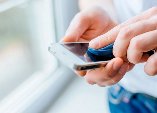 Cómo desinfectar tu celular en pocos pasos