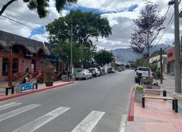 Llegó el lunes con cielo nublado y algo de viento