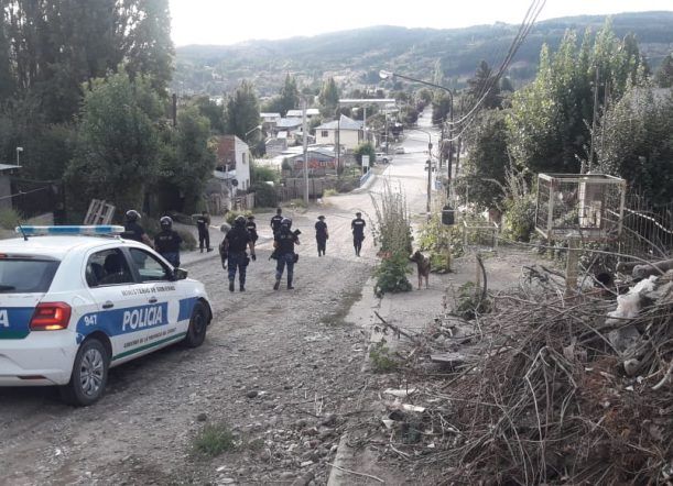 Demorados: 15 en Esquel por incumplir la cuarentena