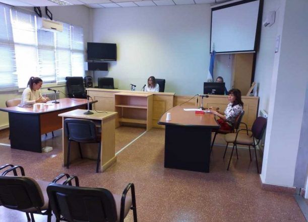 Violencia de género: La atacó con piñas y patadas
