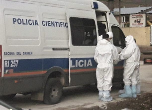 Encontraron un hombre muerto en un departamento