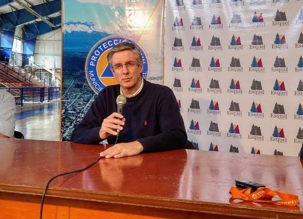 Ongarato pidió a Arcioni que interceda por los esquelenses varados