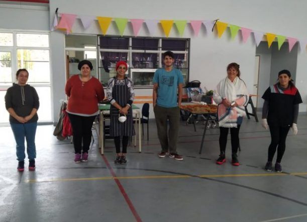 Esquel: Una escuela y una vecinal unidas para ayudar