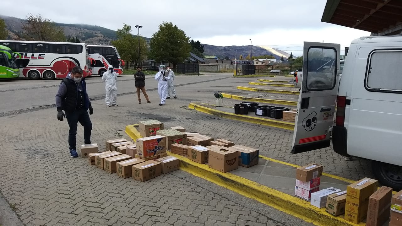 Comenzaron a desinfectar camiones con mercadería en la Terminal