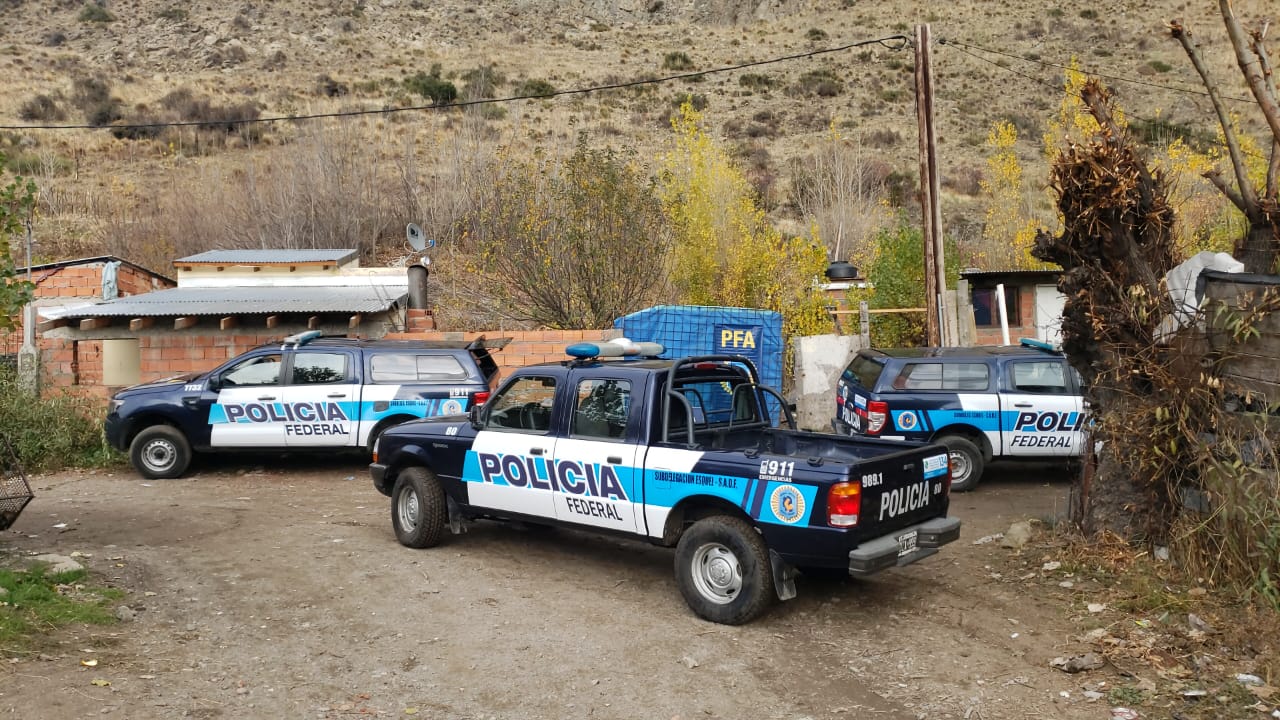 Allanamiento en Esquel por estafas telefónicas y secuestros virtuales