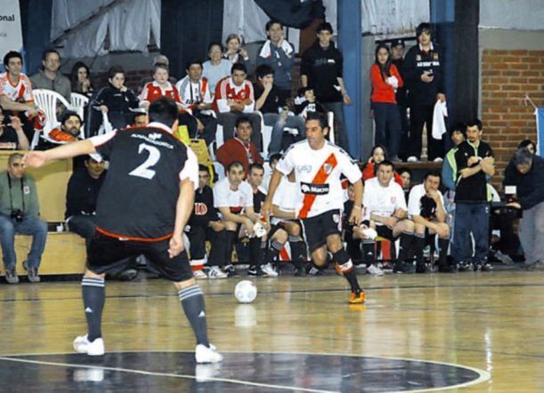El “Boquense” que trajo un ídolo de River a Esquel
