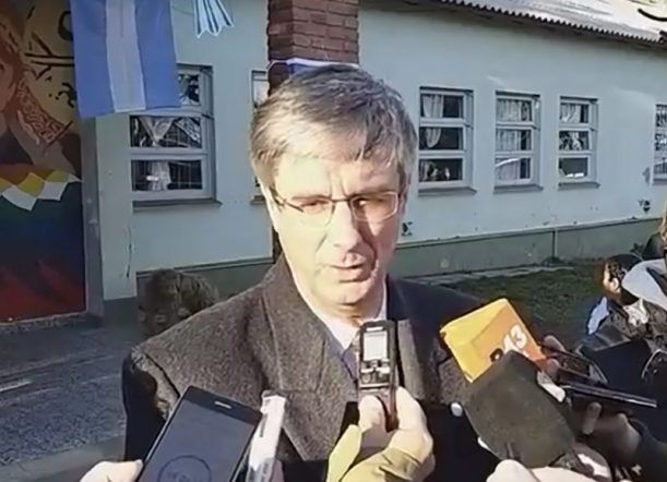 “Tengo la sensación que el virus está en la Portada esperando entrar”
