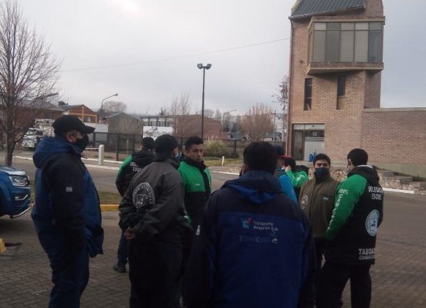 Camioneros frenó la descarga de productos AVON en la terminal