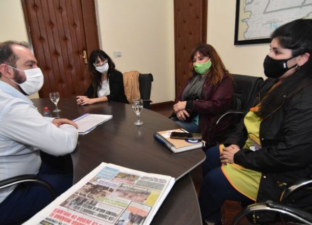 Analizan cómo sostener los Jardines Privados de Autogestión