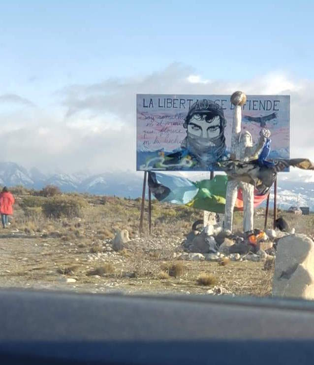 Manifestantes demoran el tránsito en Rutas 1S y 40