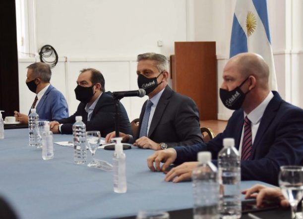 Arcioni anuncia el lunes un reordenamiento tributario