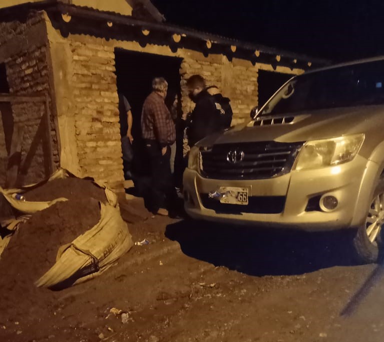 Vecinos llamaron a la policía por una fiesta clandestina