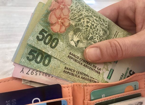 Sueldos: El viernes depositan rango 3 y sigue el cronograma
