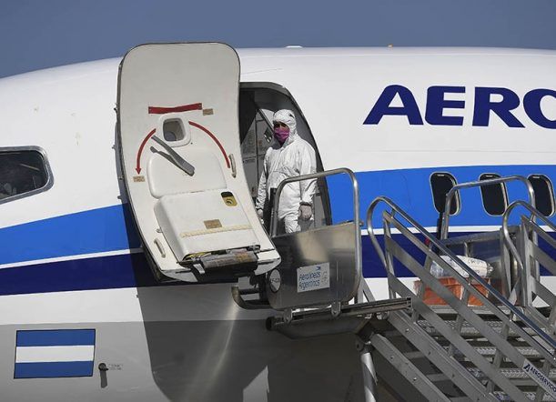 Finalmente vuelven los vuelos regulares en el país
