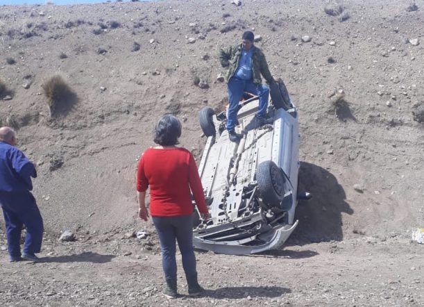 Fuerte vuelco en Ruta 40 resultó con la conductora ilesa