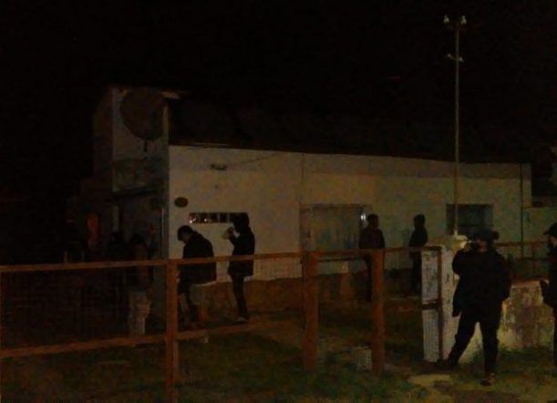 Más de 50 personas en una fiesta clandestina en Esquel
