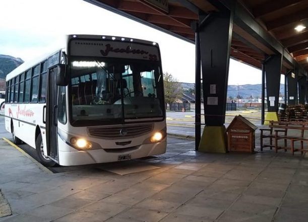 Evalúan retomar el servicio de Transporte a localidades vecinas
